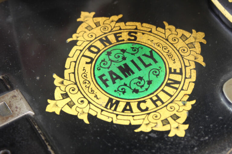 JONES-FAMILY-Transverse--Shuttle-01-02-domestic-uk-musuem-imca-global-web