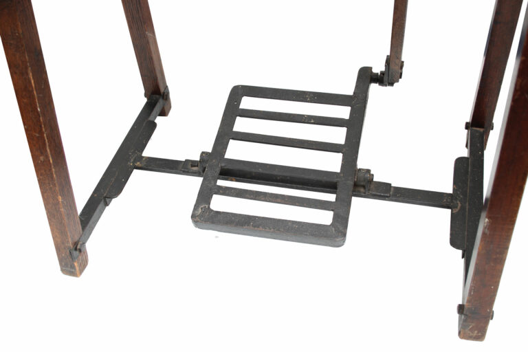 pfaff-c-01-09-domestic-running-stitch-treadle-musuem-imca-global-web